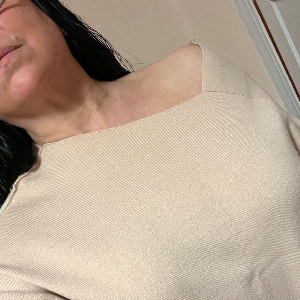 FREE PEOPLE PRETTY BLUSH COLOR not visible in photos, off the shoulder sweater.